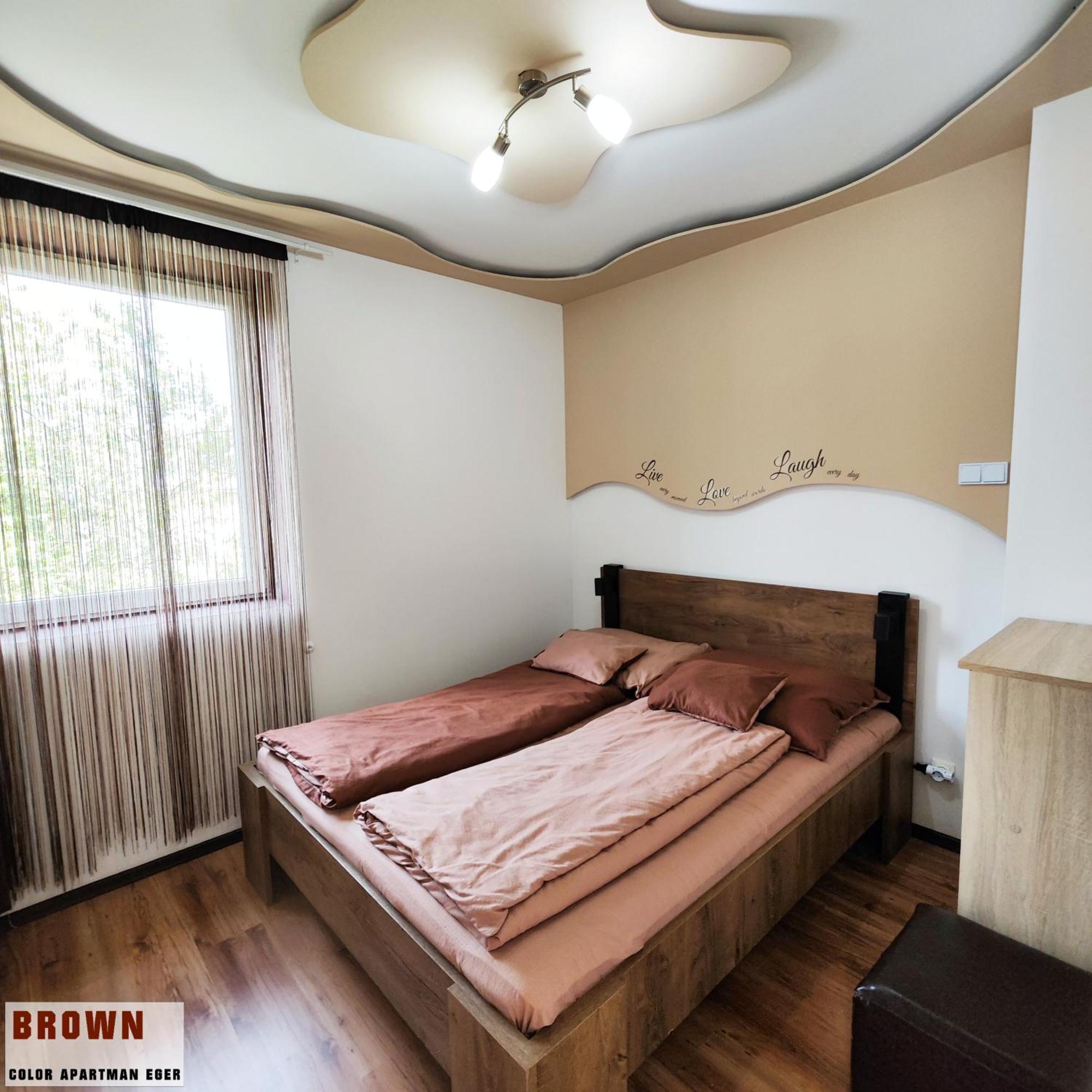Color Apartmanok Eger Phòng bức ảnh